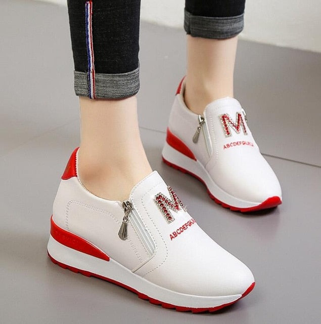 2020 New lazy shoes a pedal casual shoes white platform shoes women Sneakers Rhinestone Breathable Height Increasing Shoes